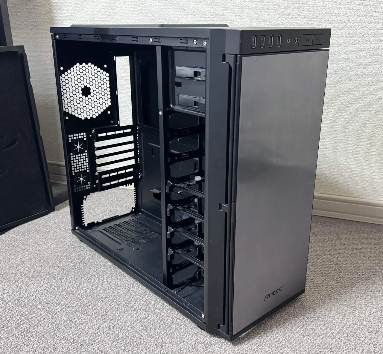 田*中様 豪華パーツ使用自作パソコン中古 中古パーツで自作ゲーミングPC！予算3万円！超コンパクトな激安