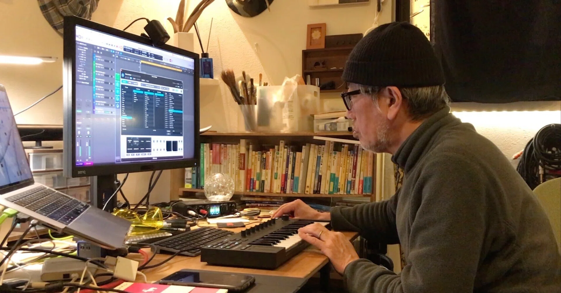 音は、ガチャから始まる ── アンビエント音楽の制作過程｜タケオ