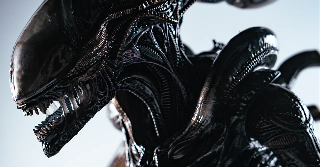 レビュー】Hot Toys スコーチド・ゼノモーフ from 『エイリアン