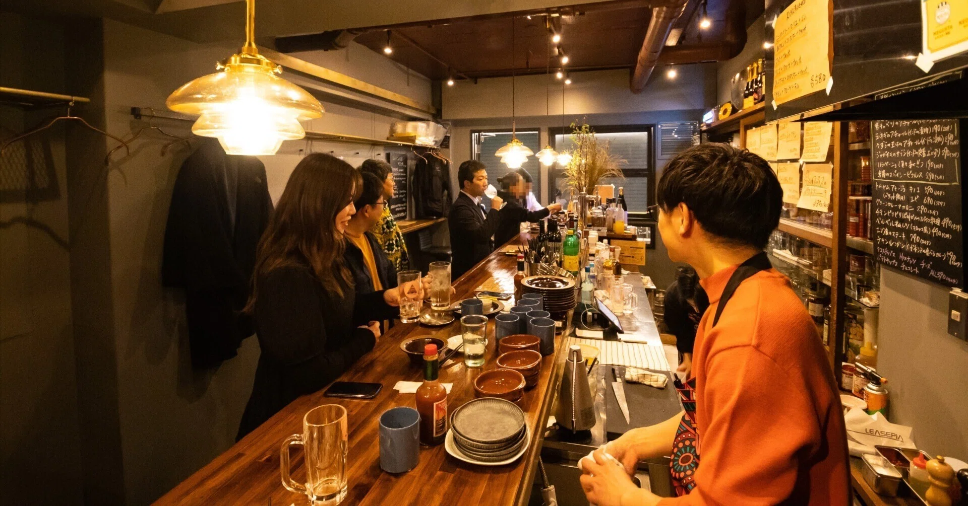 飲食店に愛される「スペシャルな常連」とは？ ｜＠TACHINOMIST