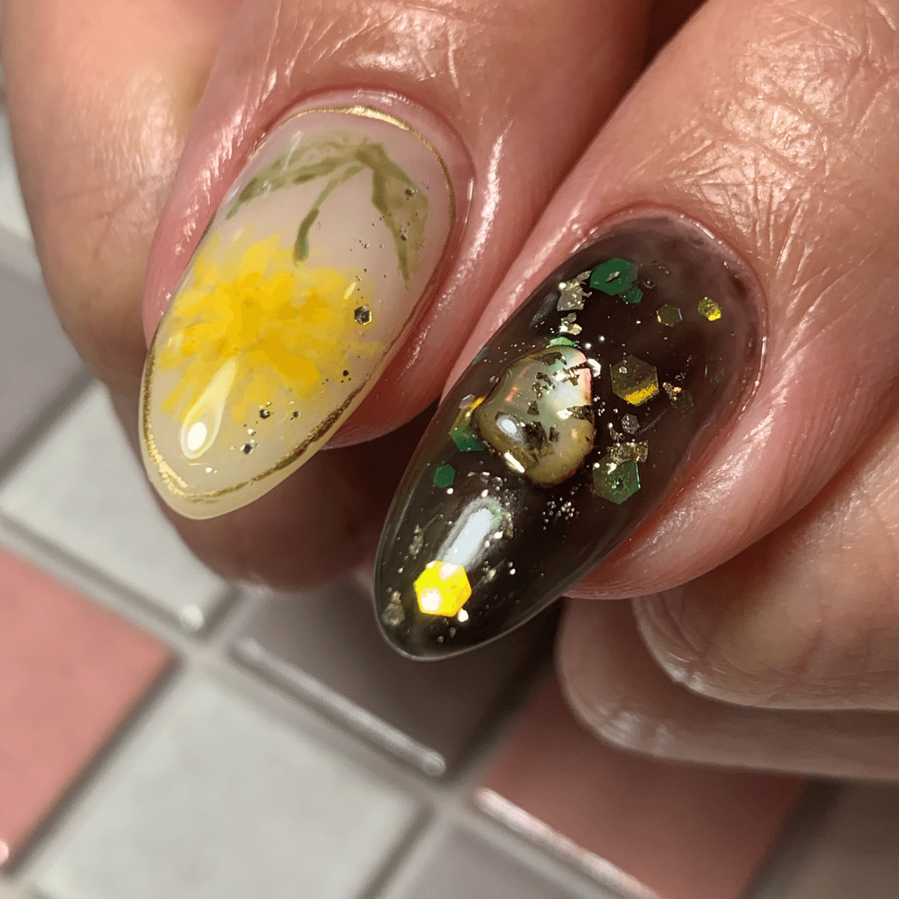 スタッフおすすめネイル Face Nail Note