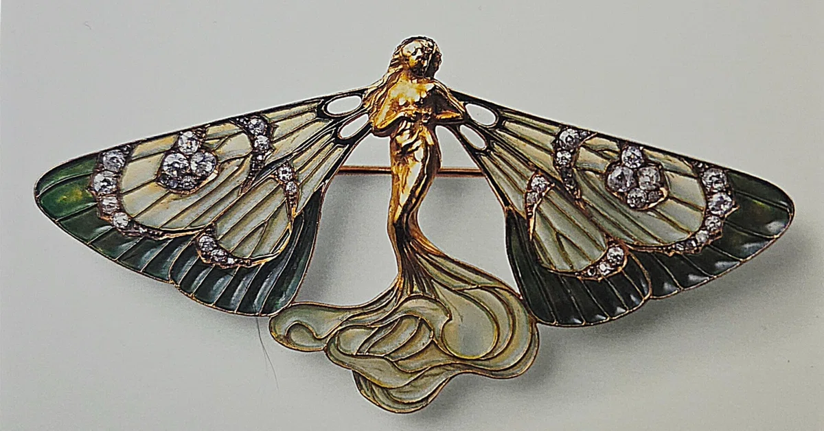 A Day Trip to Hakone: The Lalique Museum Edition (Touching Upon