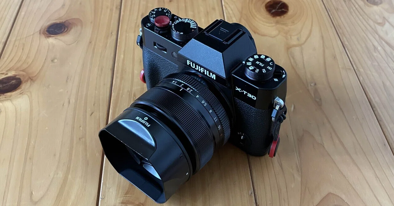 【美品】FUJIFILM XF35mmF1.4 R 春、XF35mmF1.4 Rを買いました|FUJIFILM｜alcinist