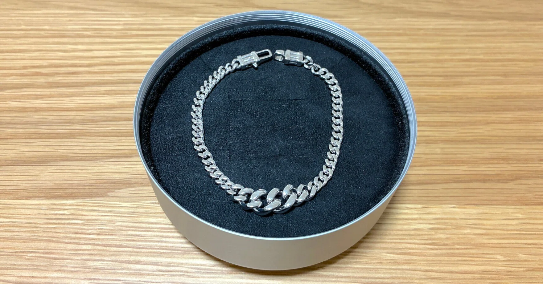 TOMWOODのDean Braceletをレビュー！ディテール、サイズ感について