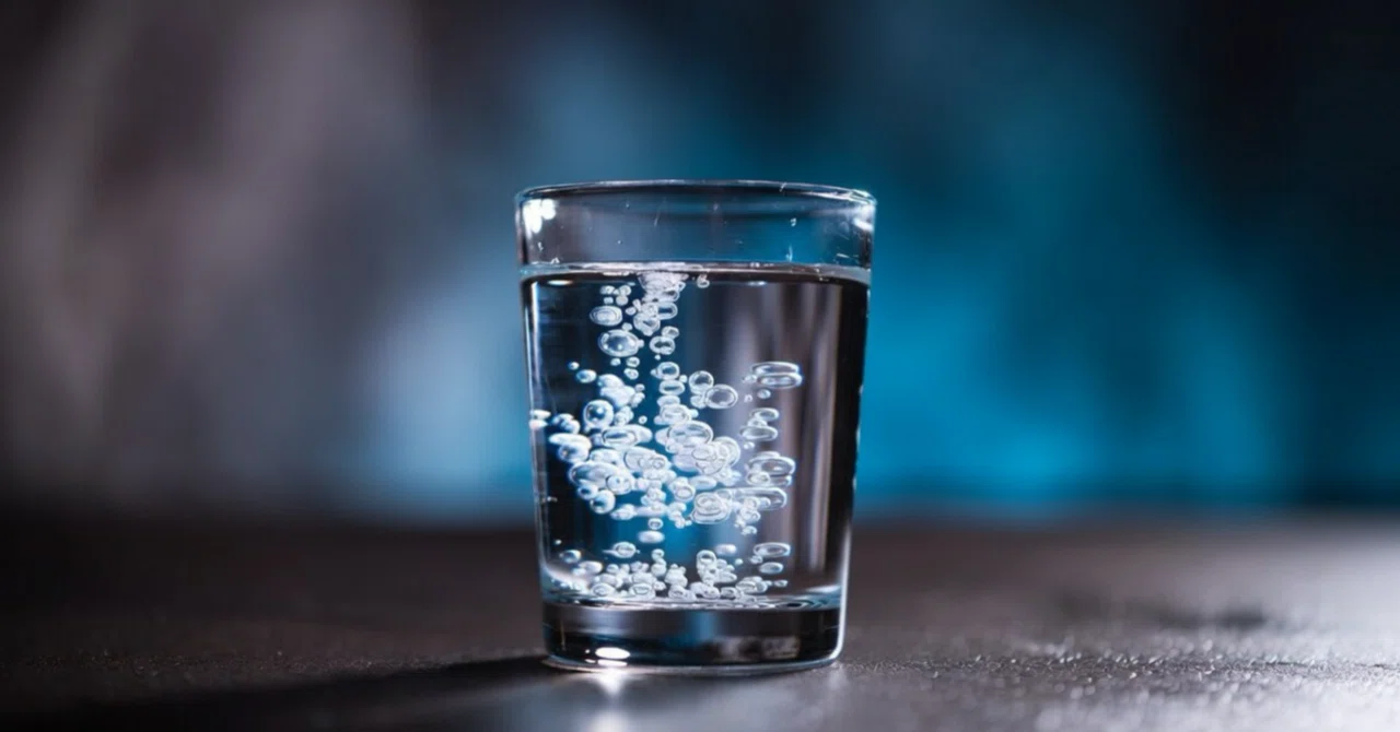 最新｜水素水が食欲と睡眠を改善する：肥満成人のGLP-1を自然に増やす新しいアプローチ