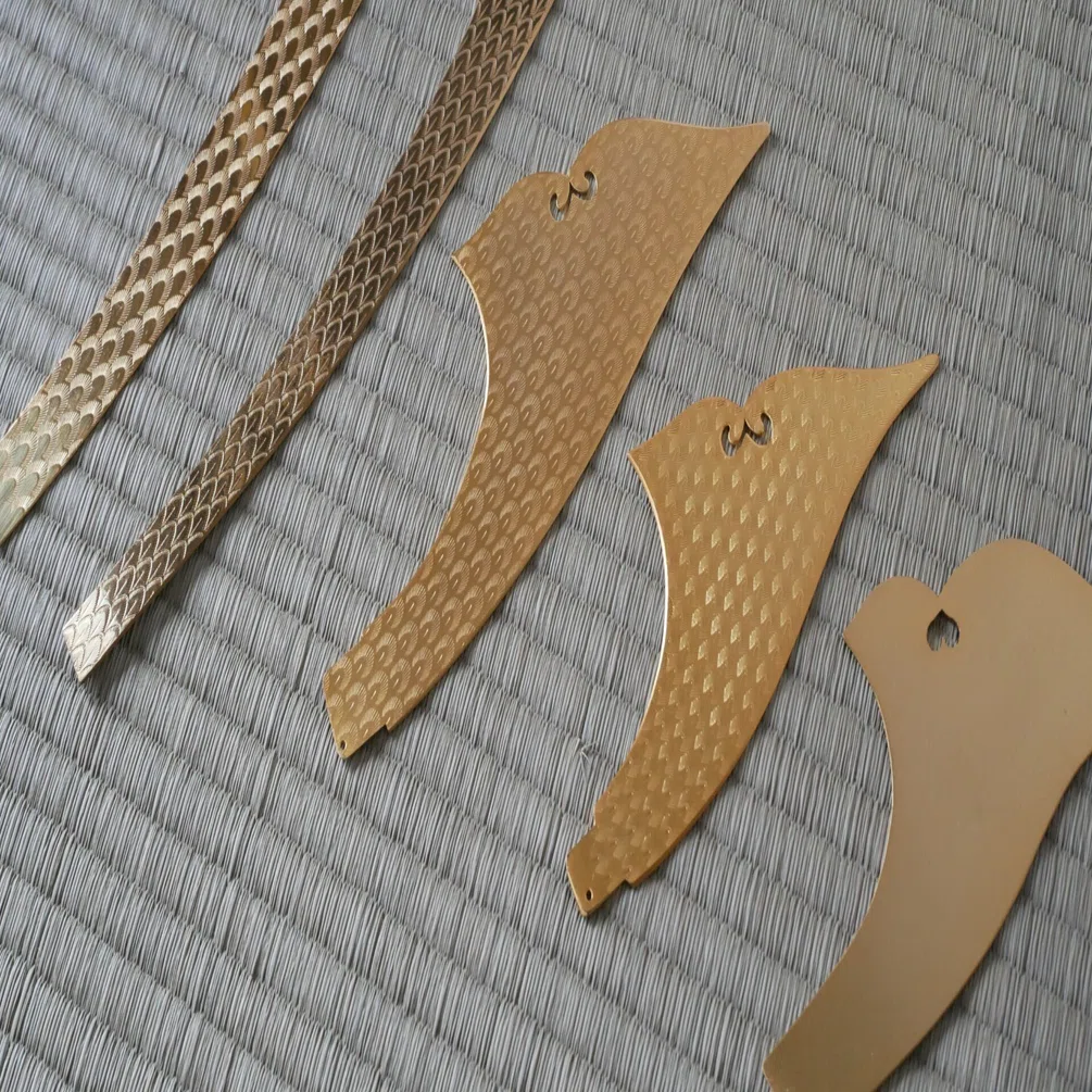 金」の色は分からない。~ 兜の金色の作り方について~｜大西人形五代目