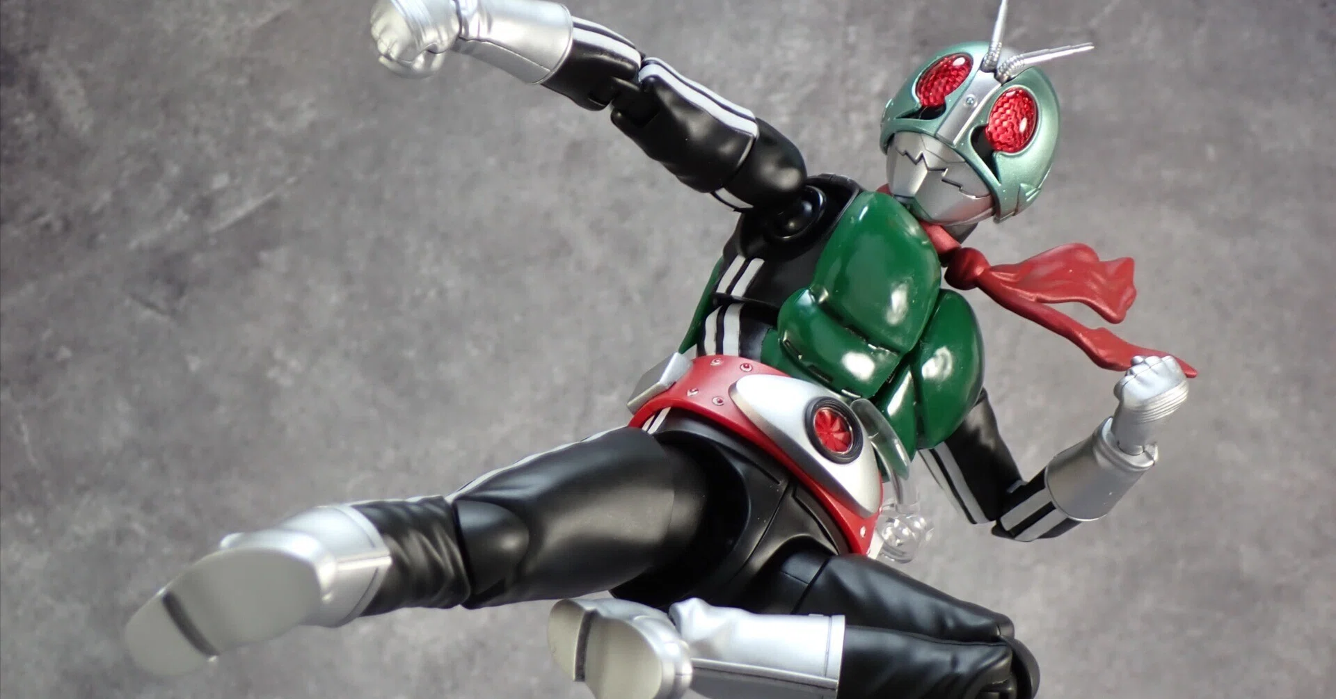 フィギュアライズスタンダード】仮面ライダー1号を完成させる話｜しんぺい