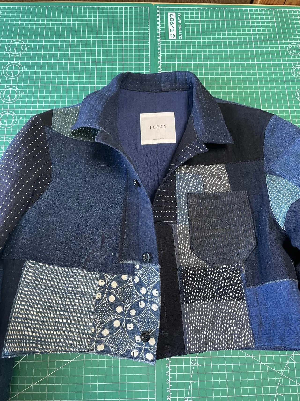 Product archive 19 100年の刻を纏う。ヴィンテージが息を吹き返す