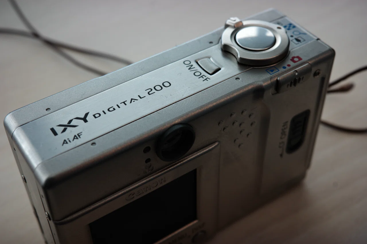 IXY DIGITAL 200｜Napa