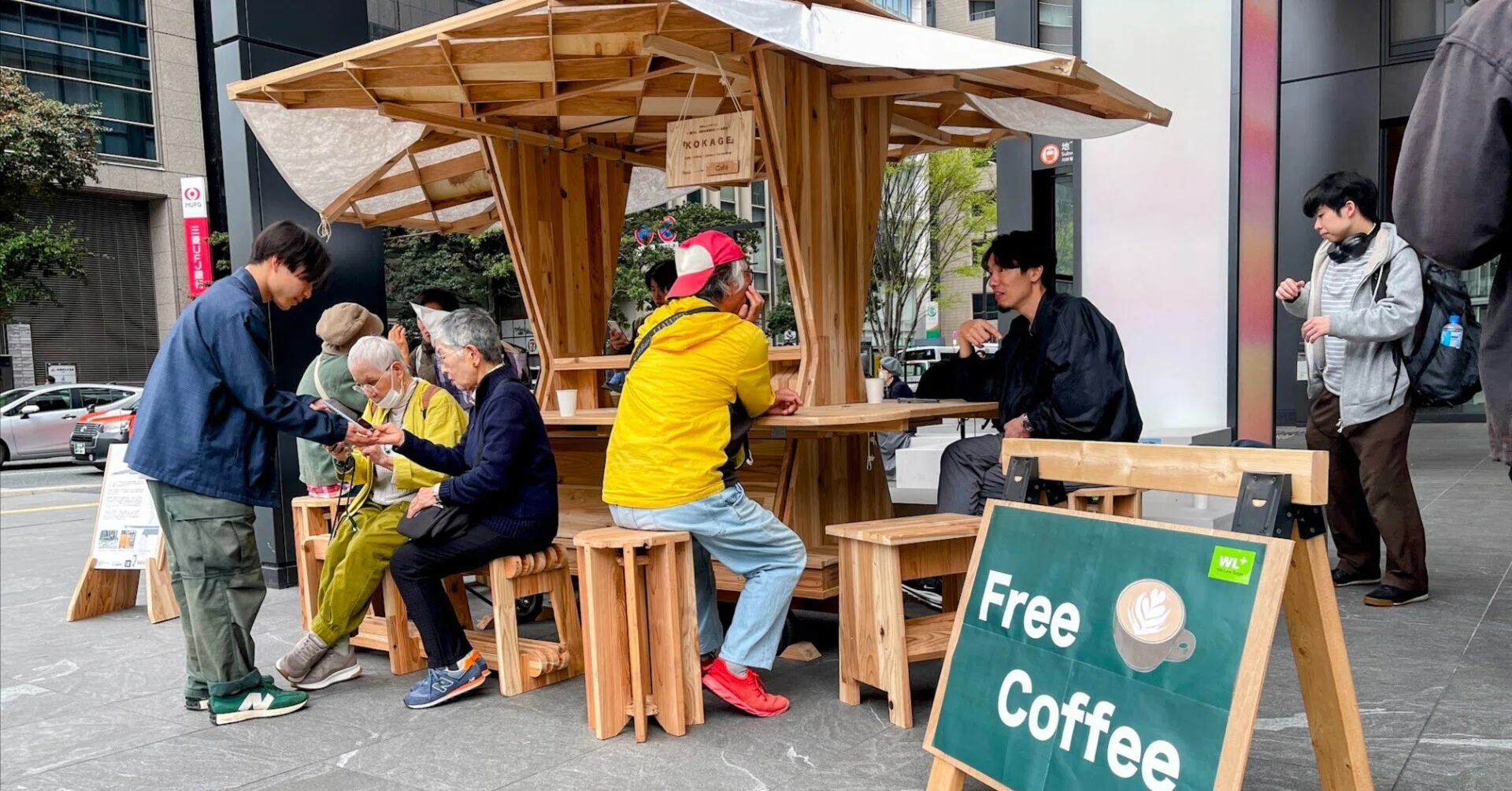 【来る4月計画の福岡分移転のため処分価格】VICTOR JR-X10 ♪ Human Scale Emerges at the Foot of Large-Scale Redevelopment in