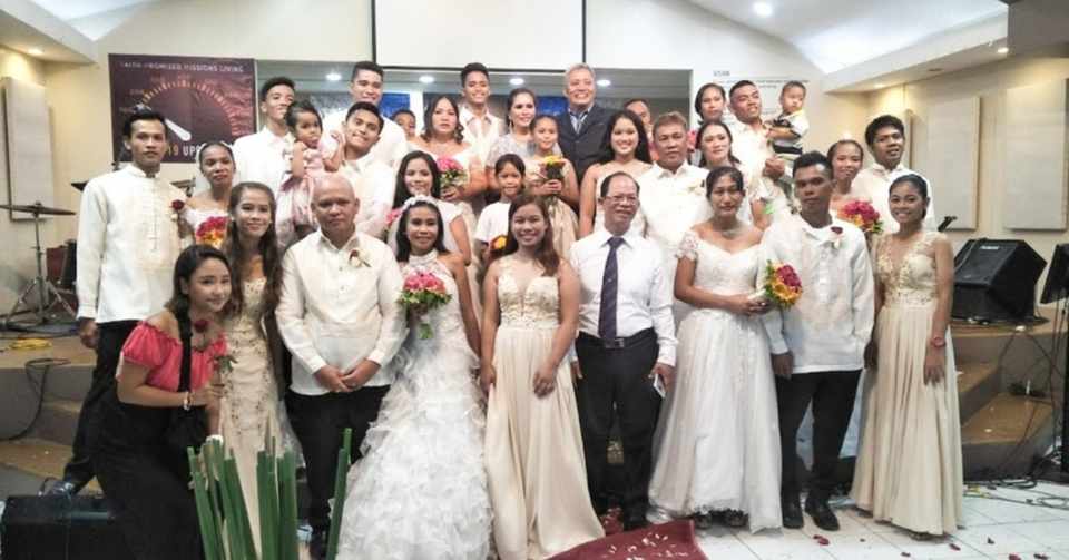 セブ島合同結婚式 結婚事情 Limer Lana Note