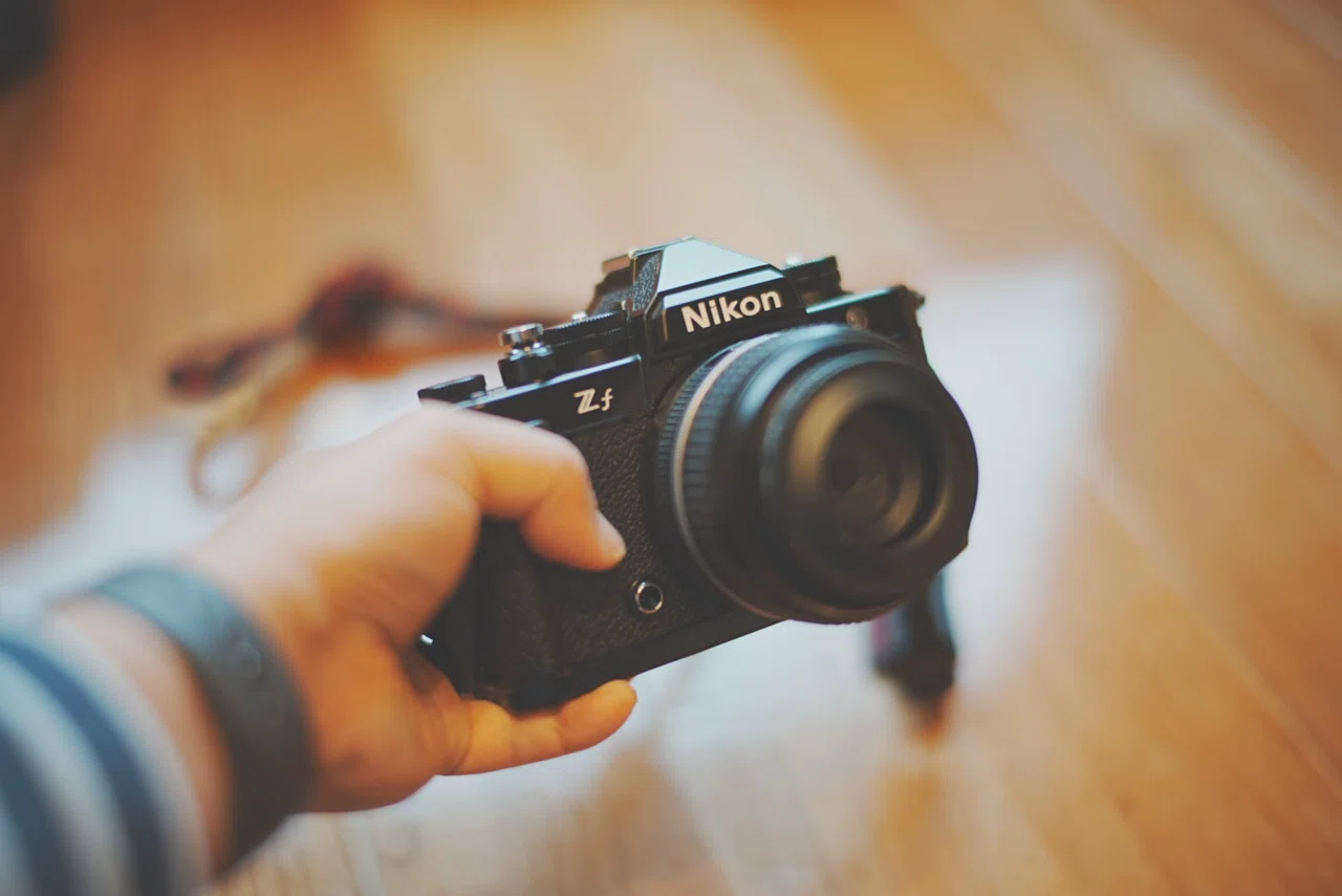 Nikon Zf + 40mm f/2 + ブラックミスト。この組み合わせが、私にとって Nikon Zf + 40mm f/2 + ブラックミスト。この組み合わせが、私にとって