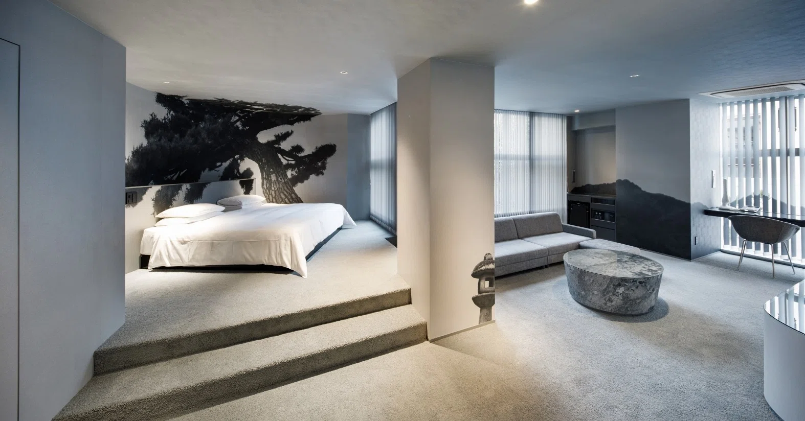 Room No.202 Hideyuki Nakayama｜THE SCREEN