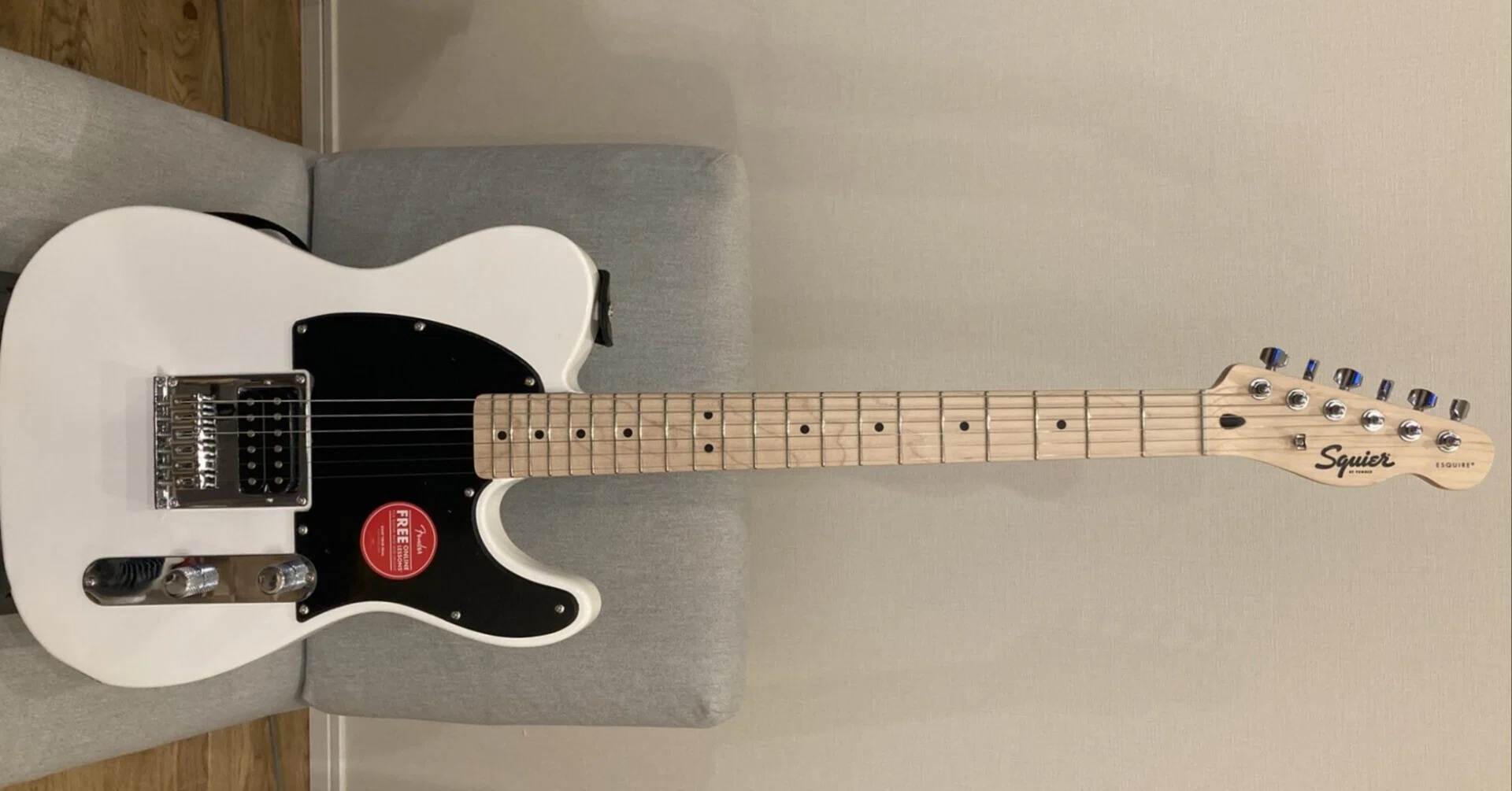 改造Squier Telecaster EMG85搭載ロックペグ 改造テレキャスターSquier