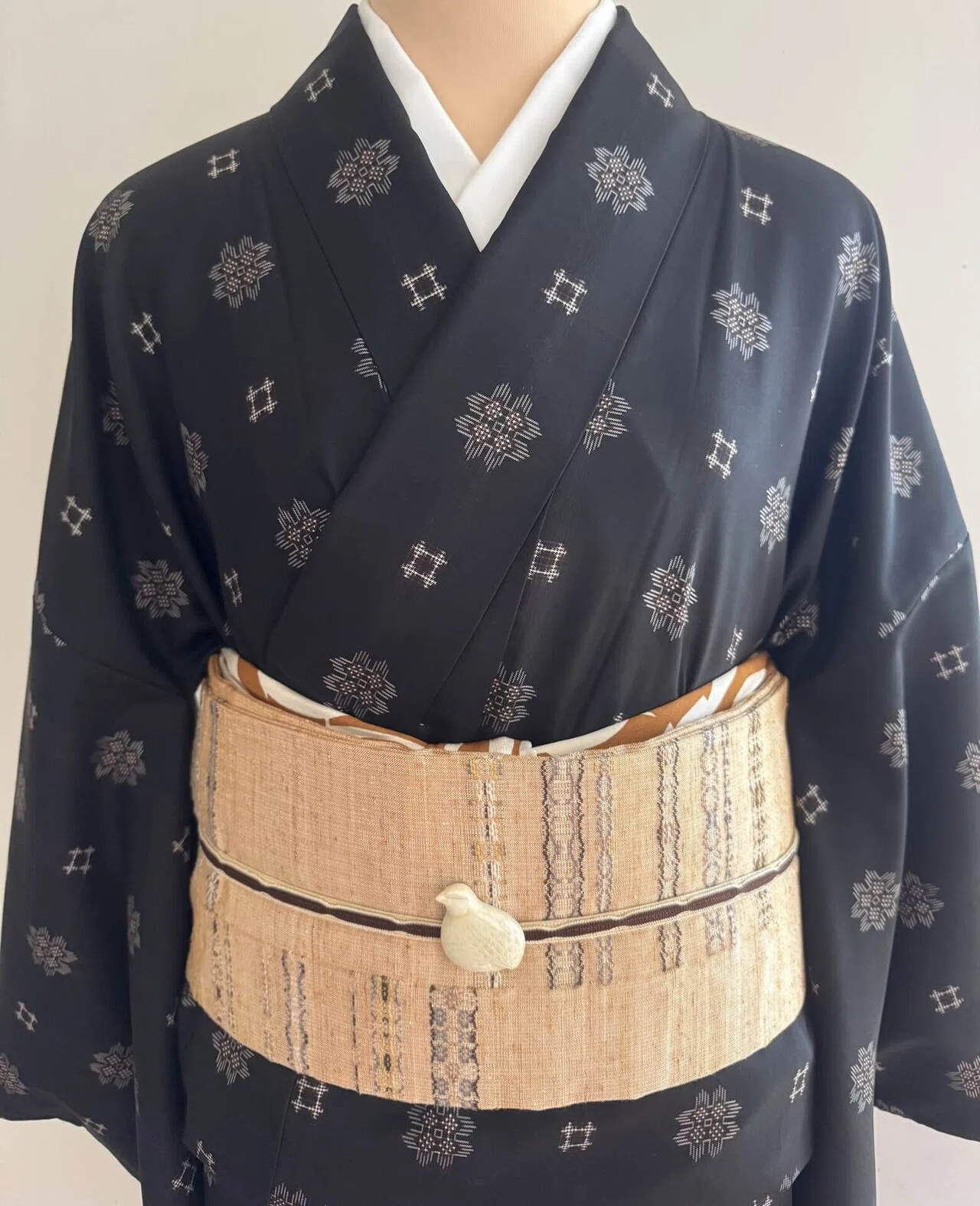 泥大島紬飛び柄｜夢吉きもの