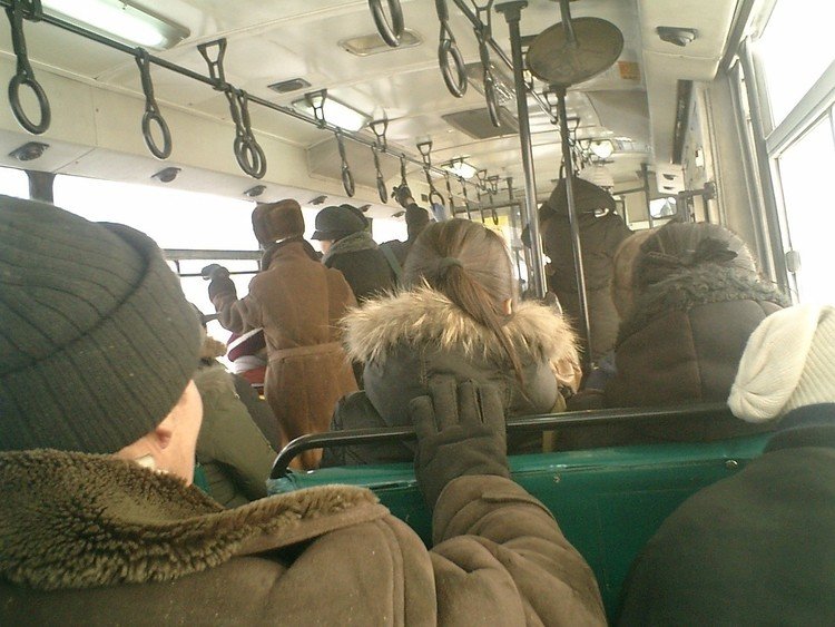 2007年12月 マイナス気温じゃないかと思うぐらい、バスの中もすごく寒かった。歩いたほうが温まりそう・・・