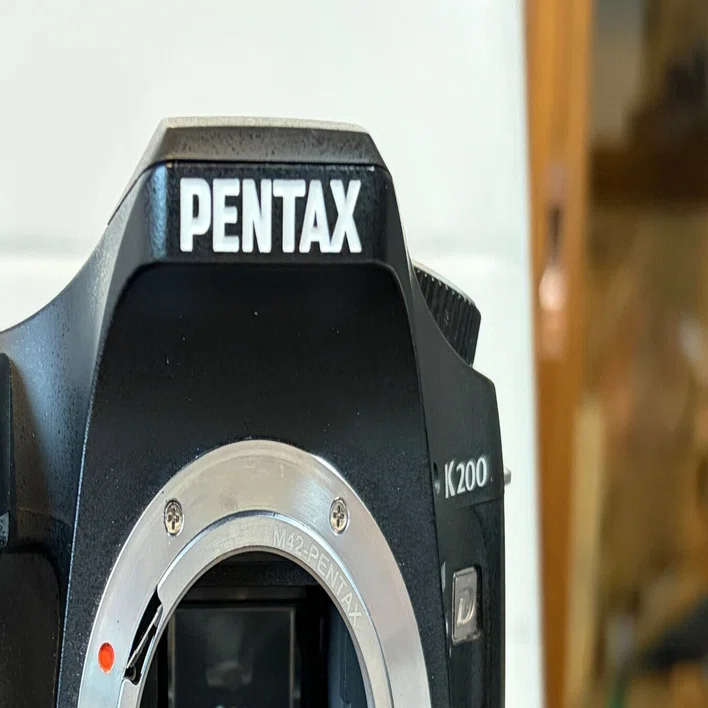 サブカメラとしてPENTAX K200Dを購入｜赤乃