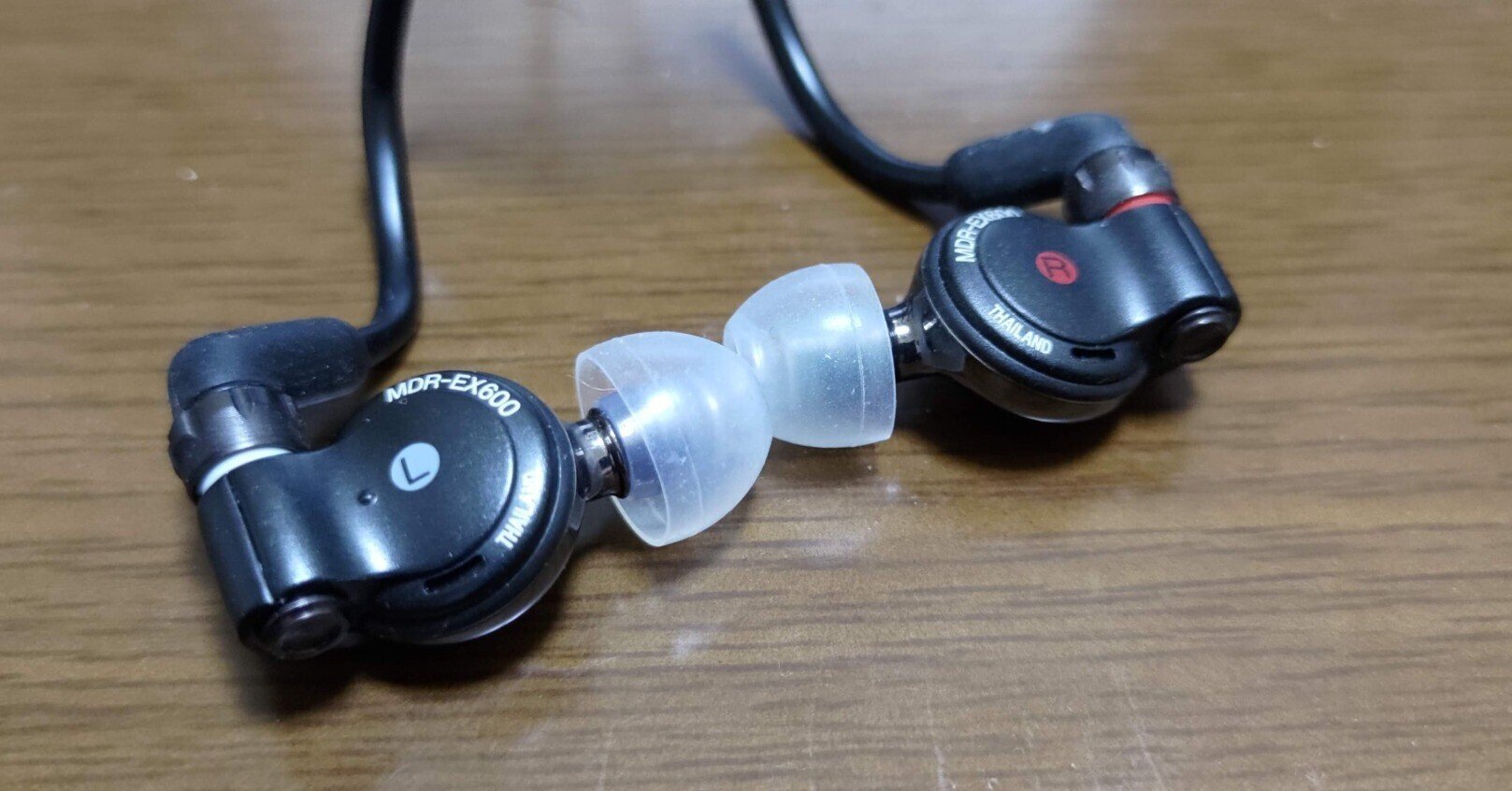 SONY MDR-EX600 有線イヤホン Sony MDR-EX600 Premium In-Ear Stereo Headphones MDREX600 B&H