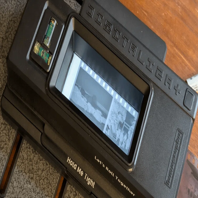 カメラのおはなし】Lomography Digitaliza Maxを使ってネガをスマホ