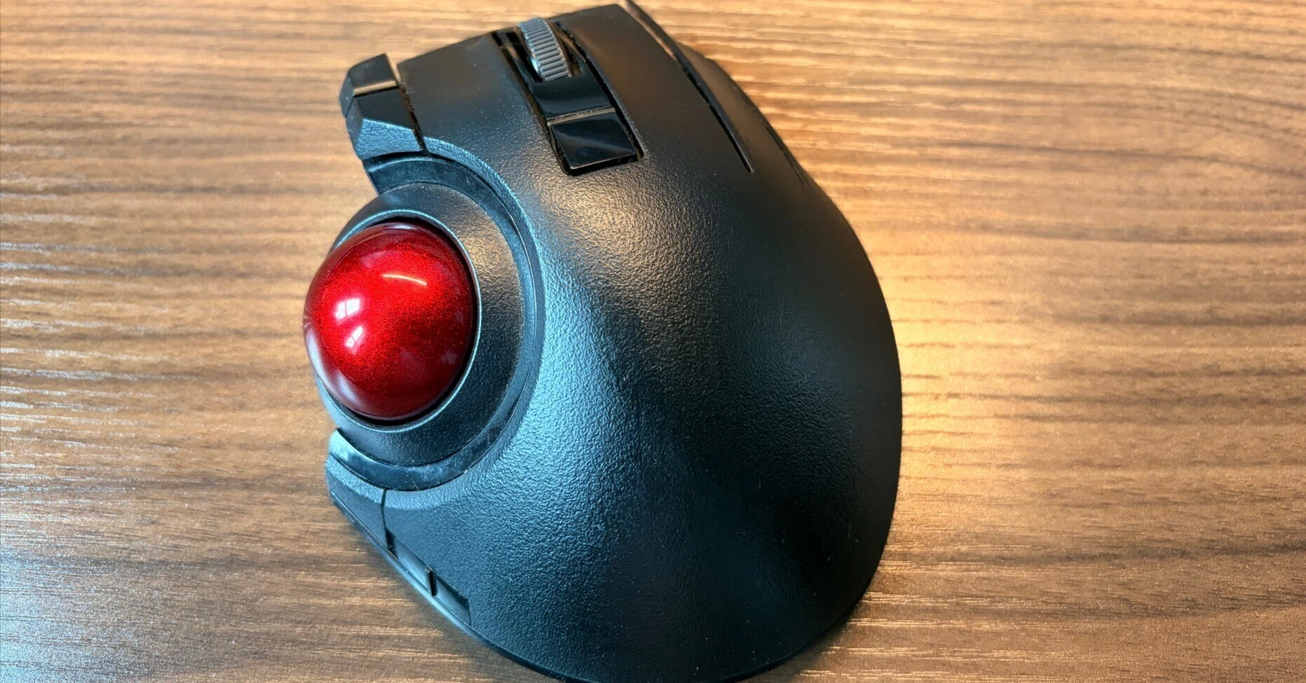 型落ちしたELECOM EX-G pro トラックボールを買えるうちに買っておいた