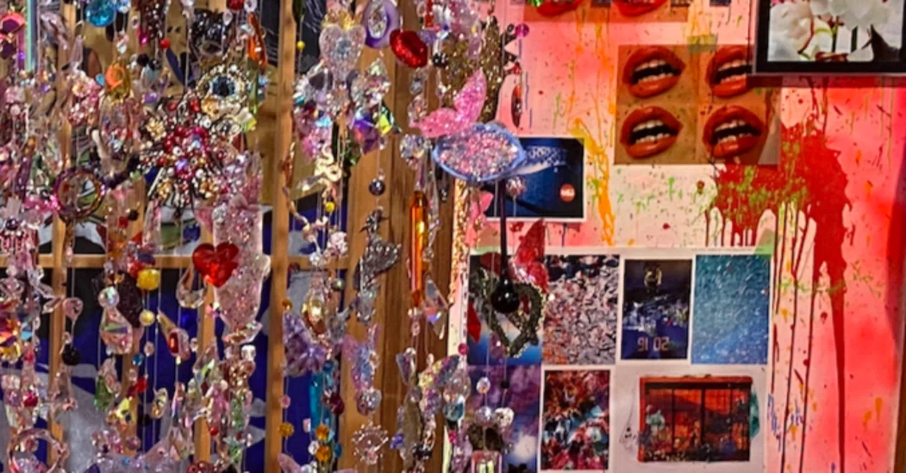 FOCUS！】写真が初期衝動を露わにする 「蜷川実花個展〈mirror, mirror
