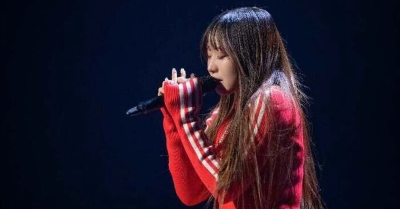 荒井麻珠 グッズ 14個 セット リトグリ 荒井麻珠さん（山梨出身） 25日にワンマンライブ｜山梨日日新聞