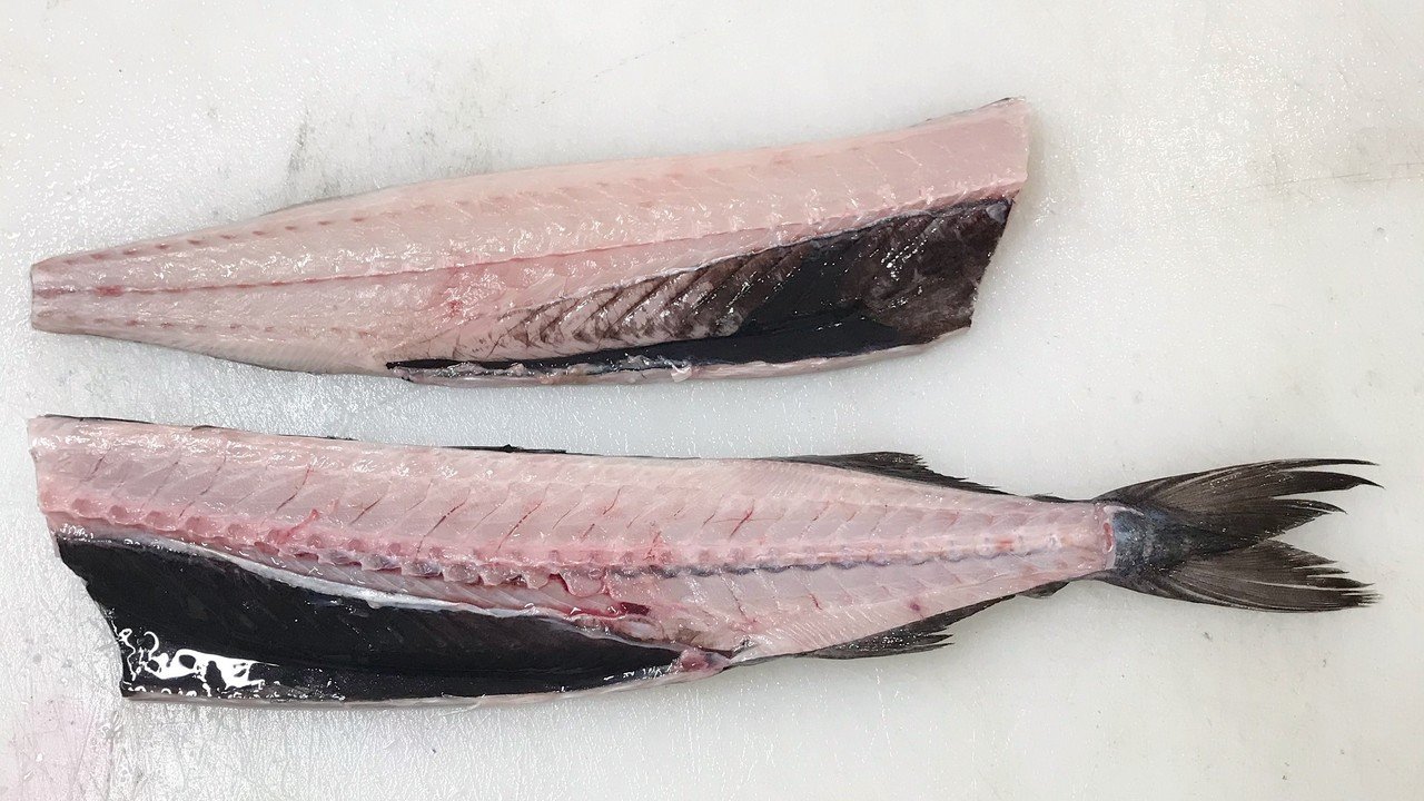 新説 魚食レポvol 5 骨切りクロシビカマスの蒲焼き風握り かにへー 魚食と言葉 Note