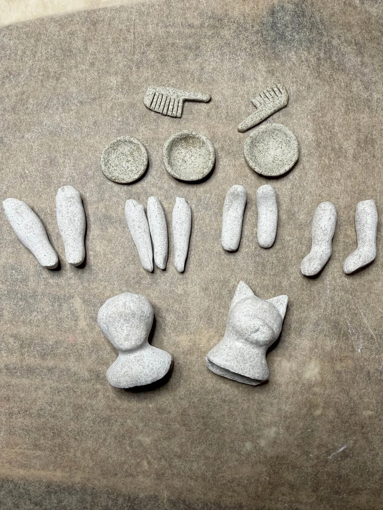 創作人形 創作ヘッド 【 福をそっと運ぶ、中性的で小さな存在 】ハンドメイド 創作人形 創作ヘッド 【 福をそっと運ぶ、中性的で小さな存在