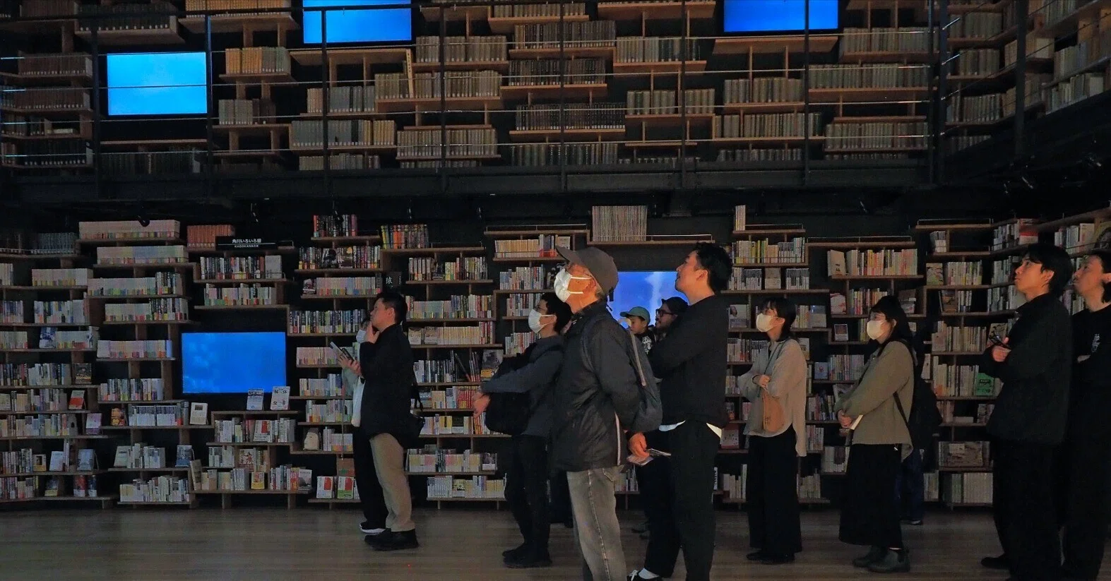 ところざわサクラタウンへ！ バベルの図書館で借りパクされた本に再会
