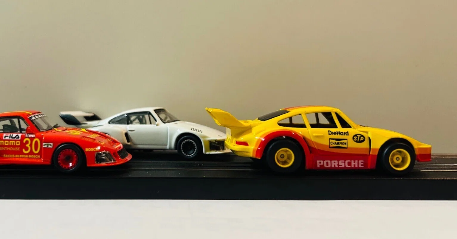 スロットカーレビュー] TYCO/Epoch Porsche 935/76 Magnum440-X2｜め