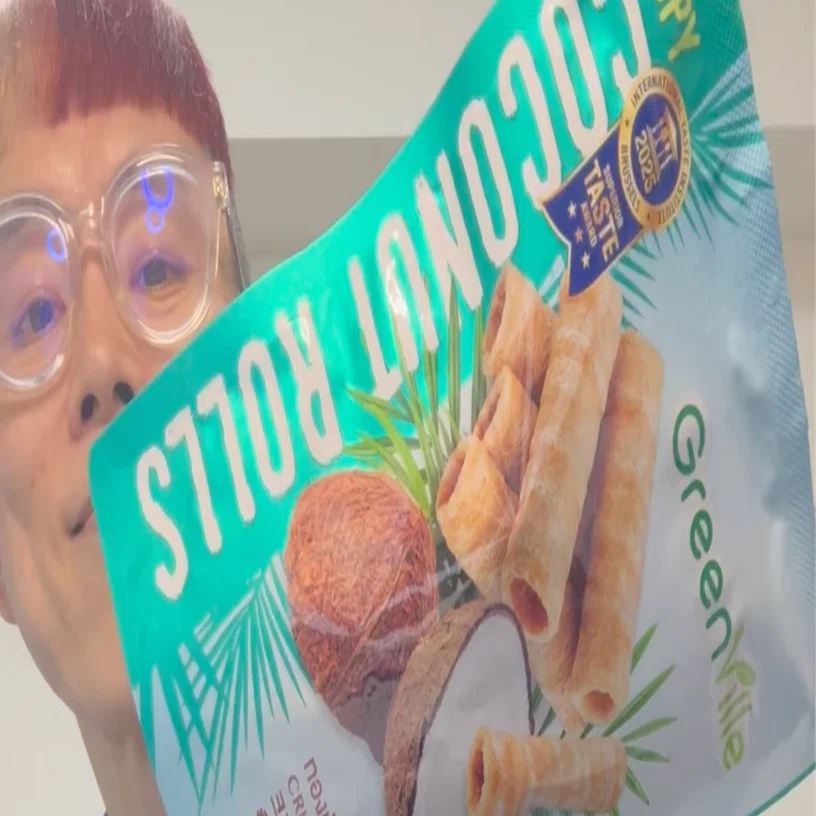 🙏いただきますマン 2233 タイの米粉とココナッツミルクのクッキー