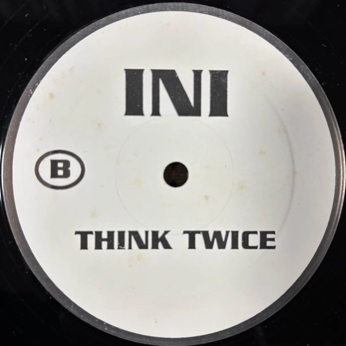 InI / Center of Attention｜HIP HOP JUNKIEEES