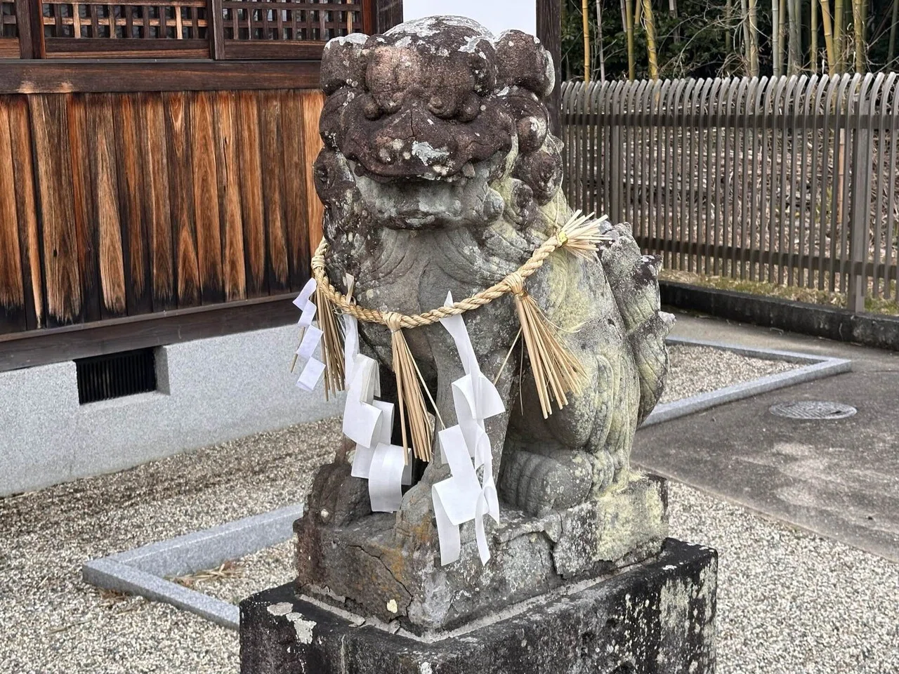 5176 厳島神社 奈良県香芝市五ヶ所｜日本中全ての神社に参拝しようとする男