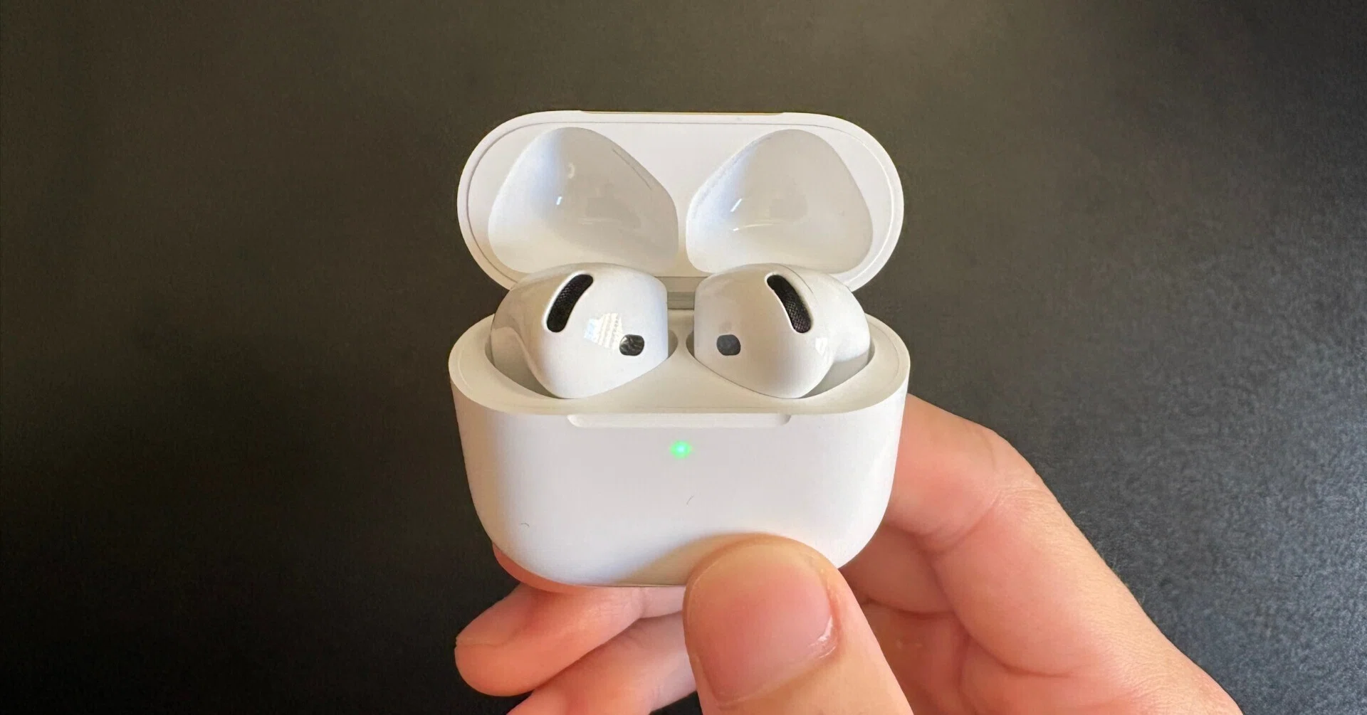 今頃、AirPods 4 買った件！白の衝撃炸裂！｜チャンけん(Apple製品で