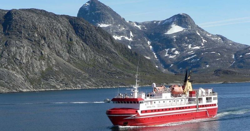 陸路ゼロの国をゆく「海のバス」 グリーンランド最後のフェリーと極北の現実