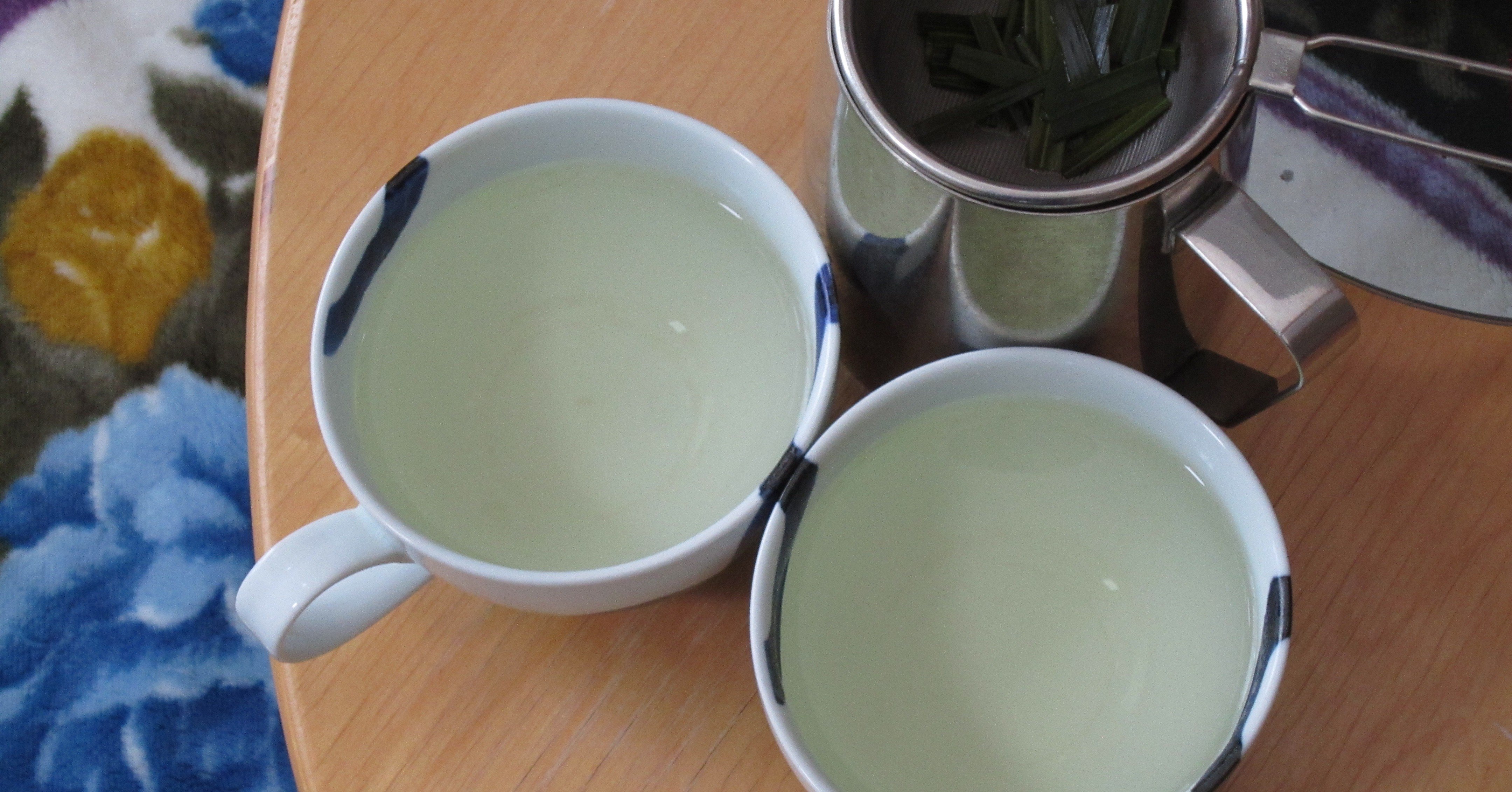 レモングラスとレモンバームでハーブティー 薬嫌いな町医者 Note