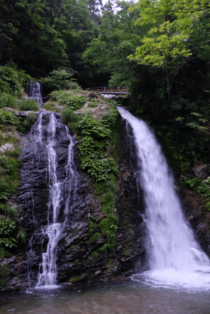 銀山温泉滝