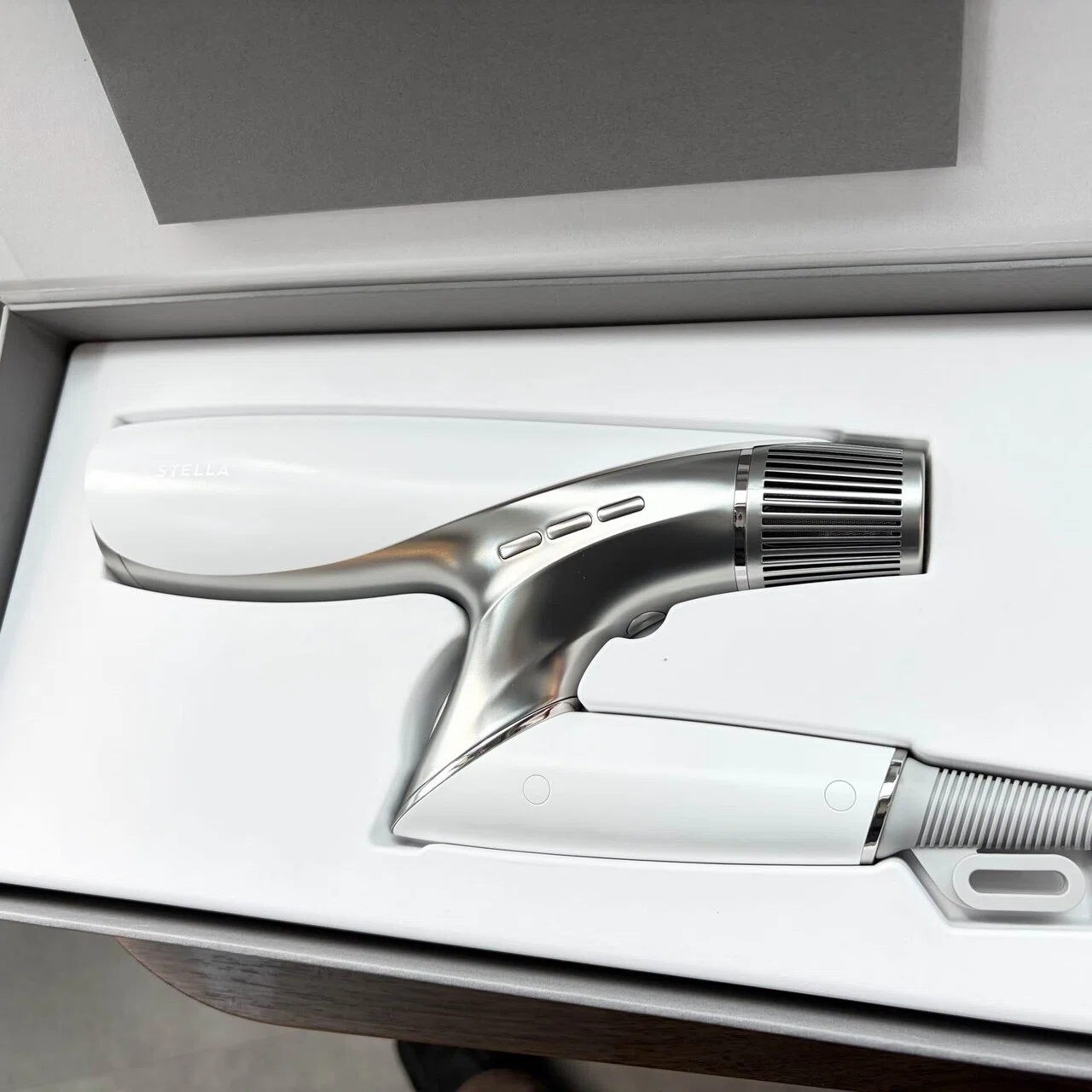 A Hairdresser's Honest Review | STELLA BEAUTE Shine Rebirth Hair