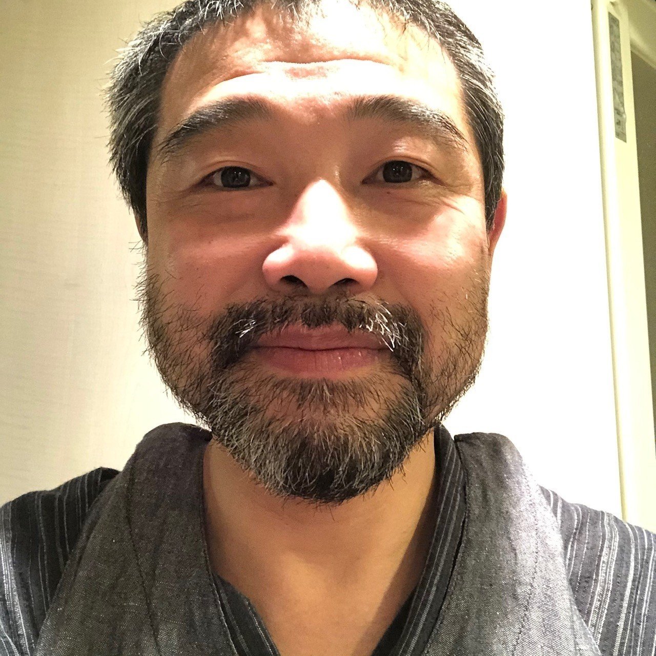 ふと思い立って 伸ばし始めた髭を 光本弥観 Note ふと思い立って 伸ばし始めた髭を 光本弥観 Note