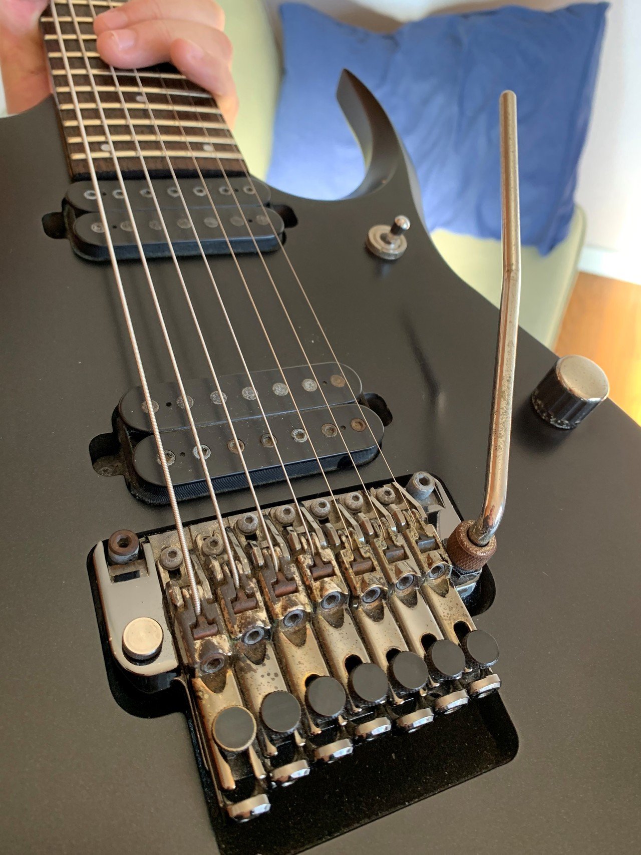 7弦ギターどれを選べば良いか判らなければIbanezにしとけって話