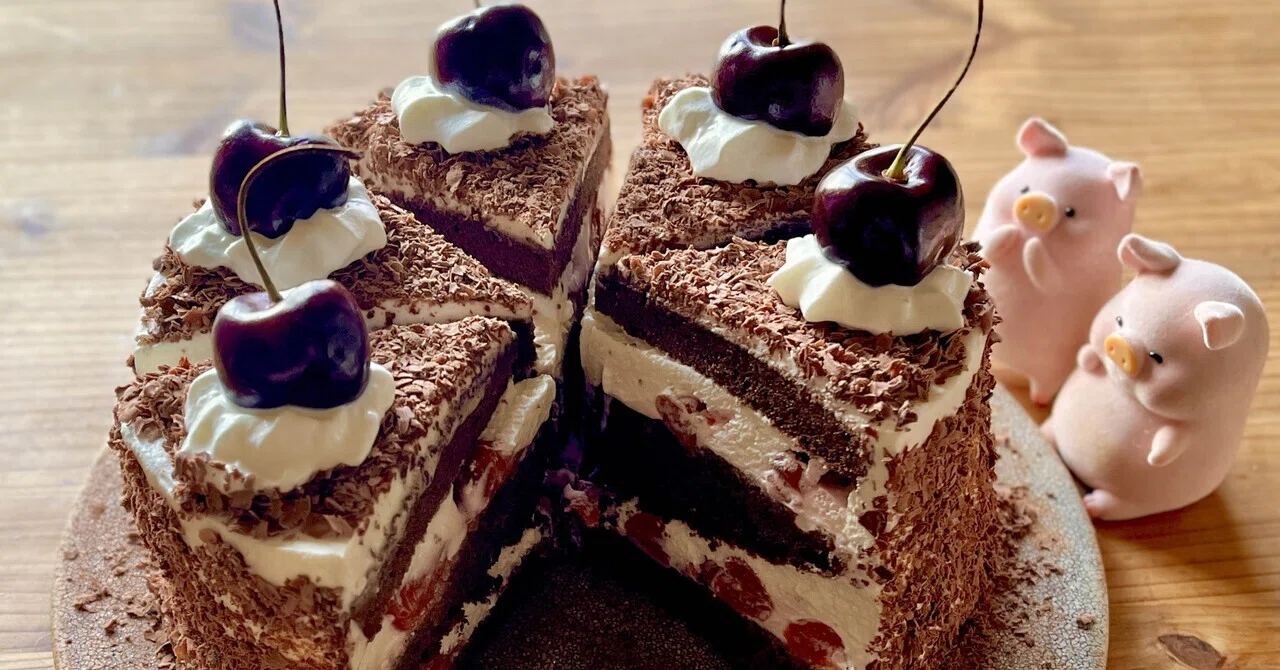 🇩🇪実はお酒が主役の甘くないケーキ【ブラックフォレストケーキ