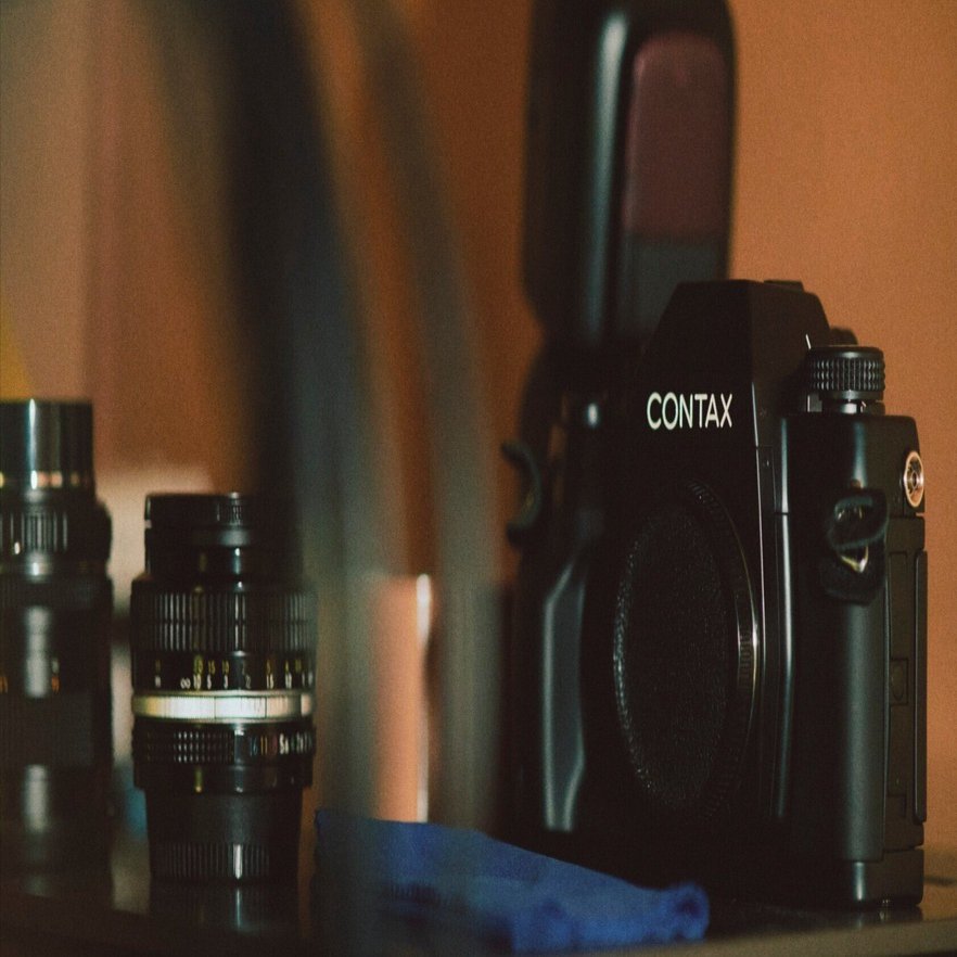 フィルムカメラ CONTAX RX Contax RX | LENS-DB.COM