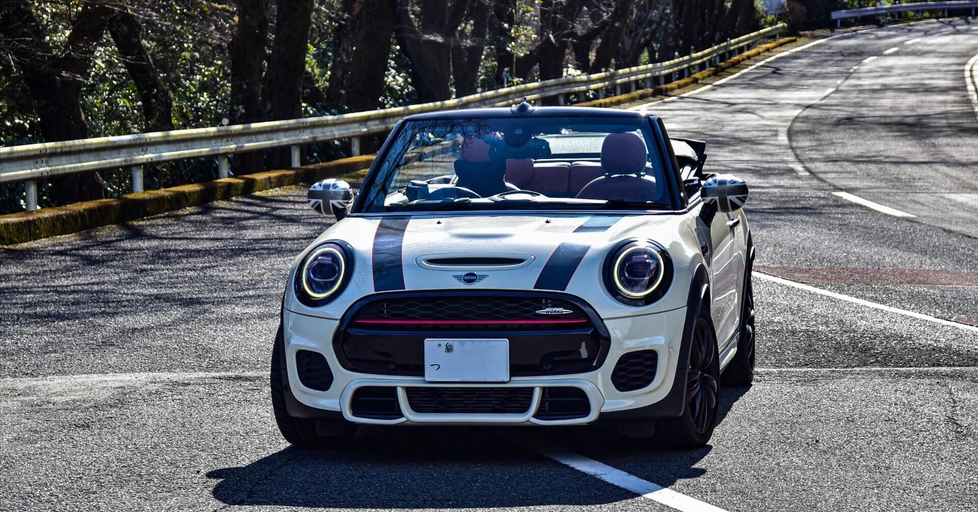 MINI F57 コンバーチブル ジョンクーパーワークス──R56の毒の先に