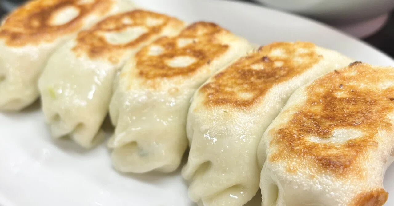 ぷっくら饅頭のような焼き餃子をはふはふっ！────珍々軒@上野 No