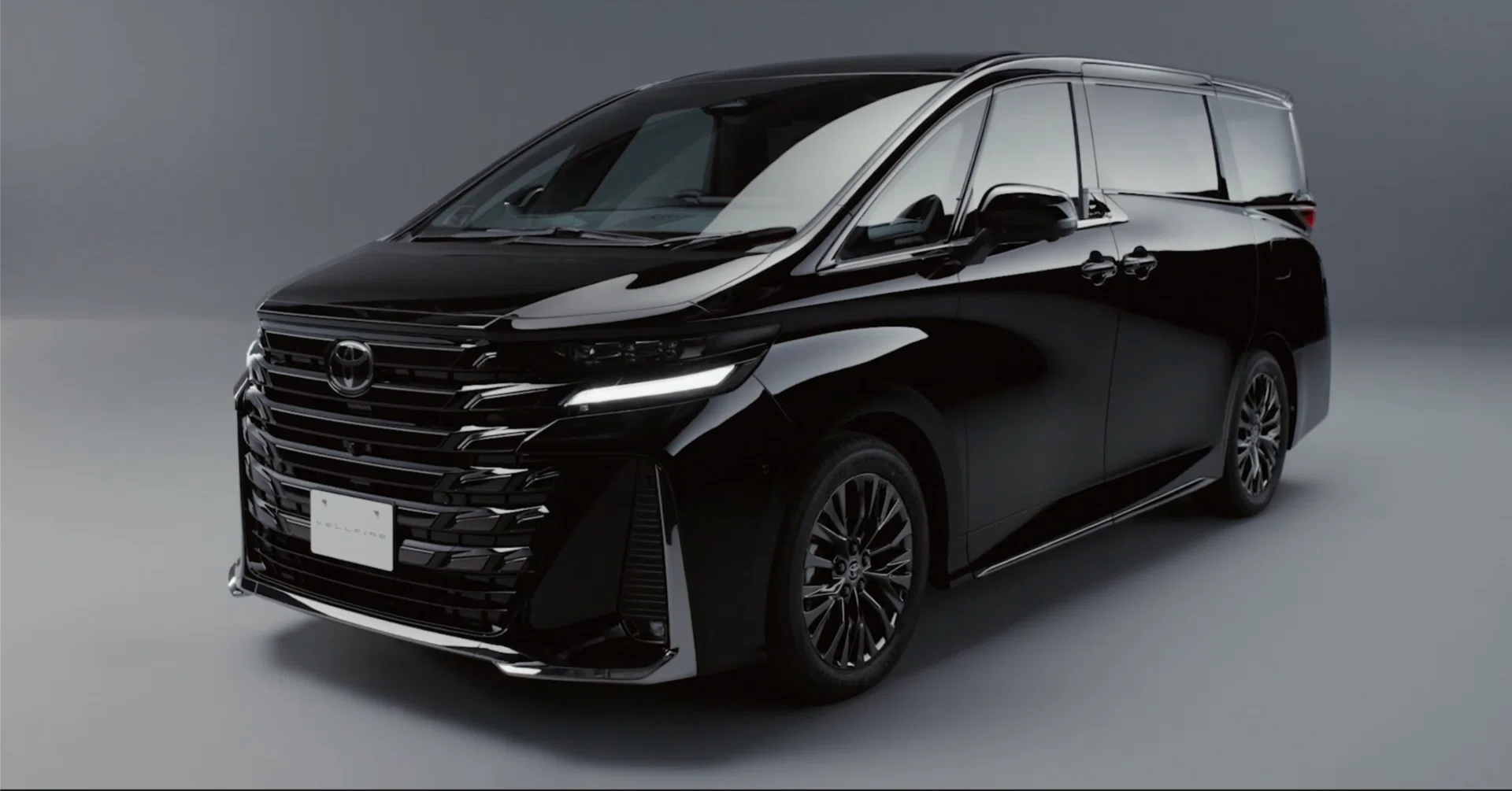 新型ヴェルファイア(40系) Z Premier（ハイブリッド車 2WD）GRパーツを