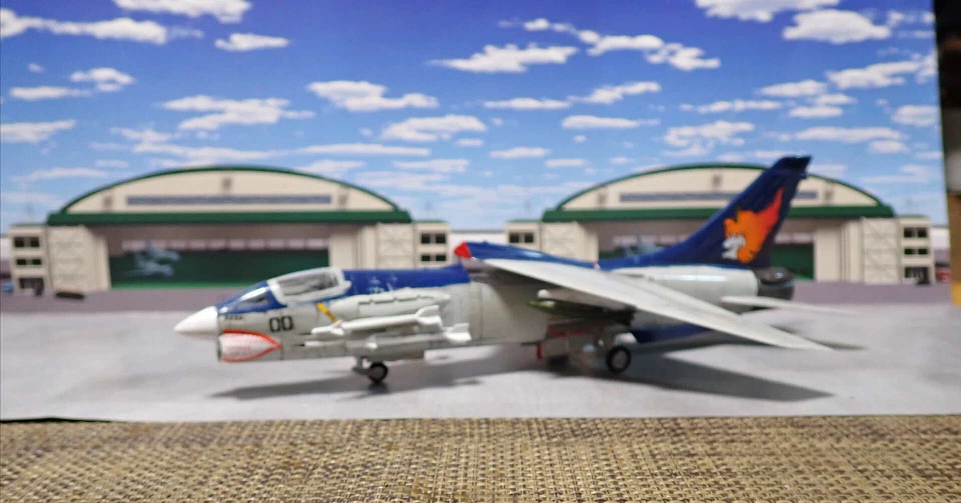 【送料込み】エリア88　 X29 F8クルセイダー 風間真機セット 1/72 ハセガワ F8クルセイダー エリア88 風間真｜セるしうす