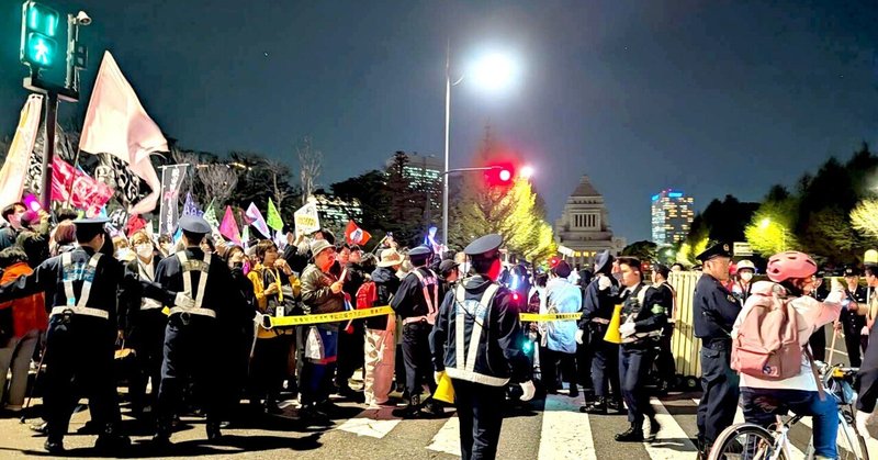 【選挙ウォッチャー】 反戦デモに参加する若い女性たちは止められない。