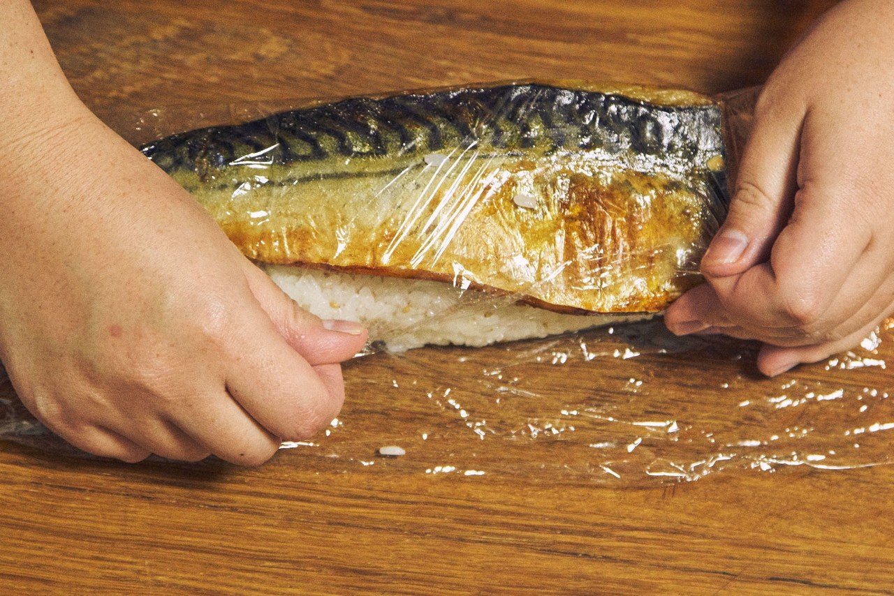 とたんにご馳走！塩サバで焼き鯖寿司｜今井真実 /料理家｜note