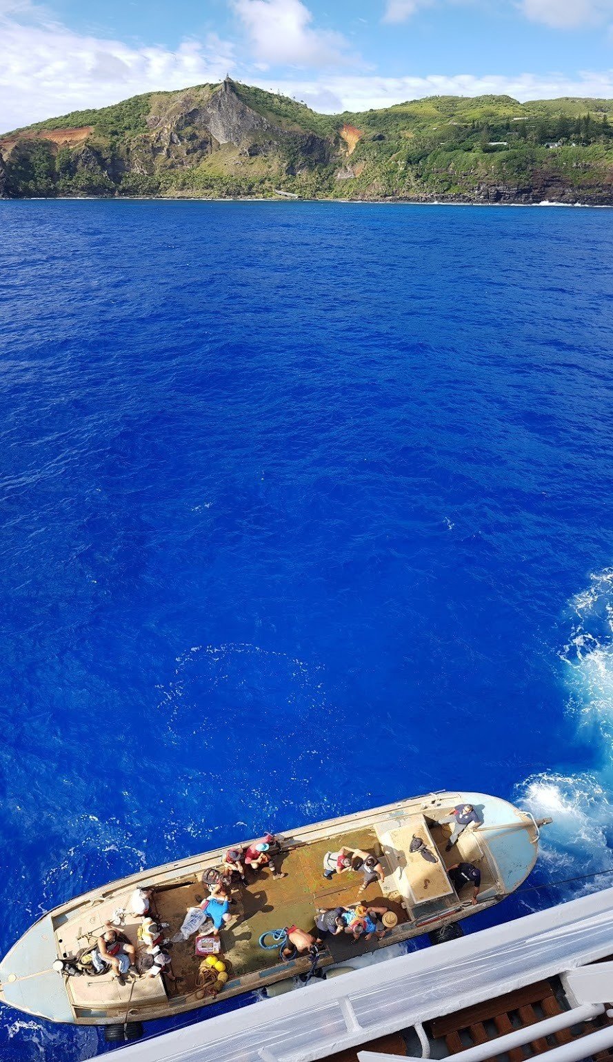 クルーズ客船で行く ピトケアン島 どこ Pitcairn Island エディ Note クルーズ客船で行く ピトケアン島 どこ Pitcairn Island エディ Note