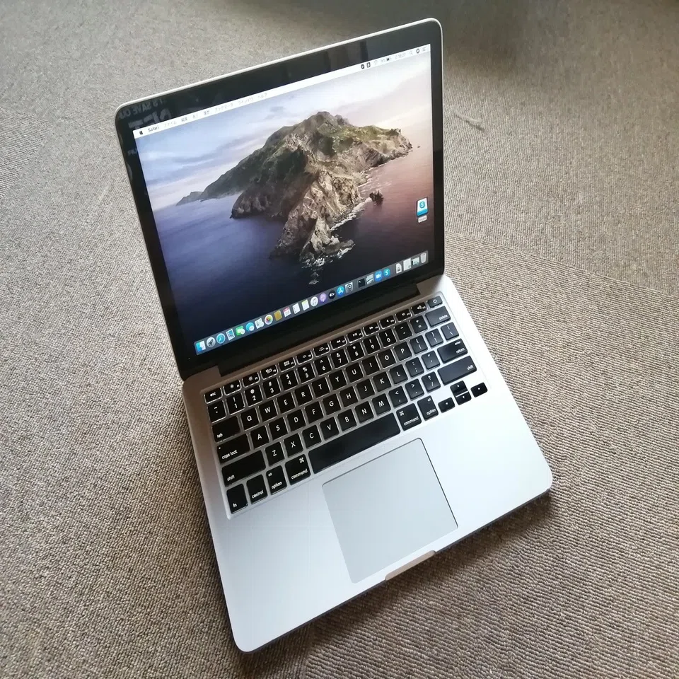 DTM用のパソコンに「Macbook pro」を買ってみた【開封動画もあるよ 